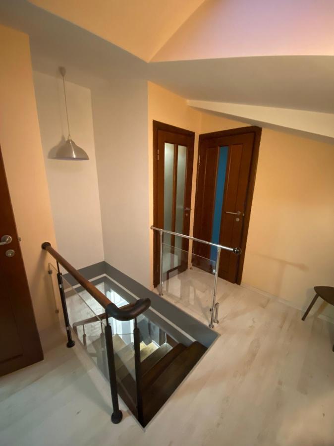 شقة إلفيف  في Apt In The Center Of The Town Near The Opera House المظهر الخارجي الصورة