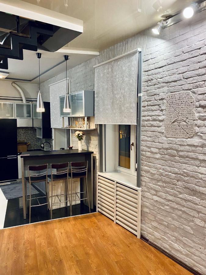 شقة إلفيف  في Apt In The Center Of The Town Near The Opera House المظهر الخارجي الصورة