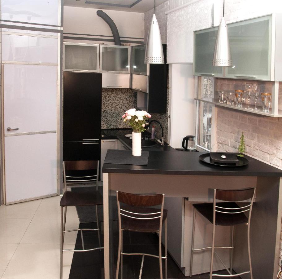شقة إلفيف  في Apt In The Center Of The Town Near The Opera House المظهر الخارجي الصورة